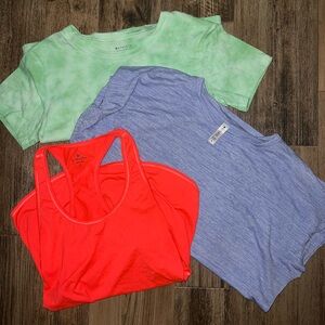 Athleta tops size S/M in NWOT condition!